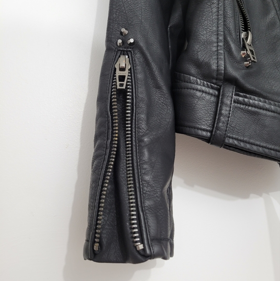 Blank NYC Love and Leave Faux Leather Jacket with Floral Print XS - Picture 13 of 15